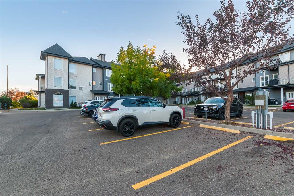 #32 298 Somerset Way SE