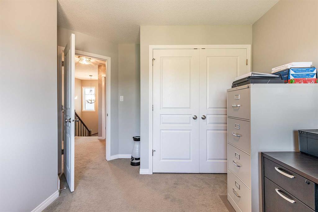 16 Ranchview Way NE
