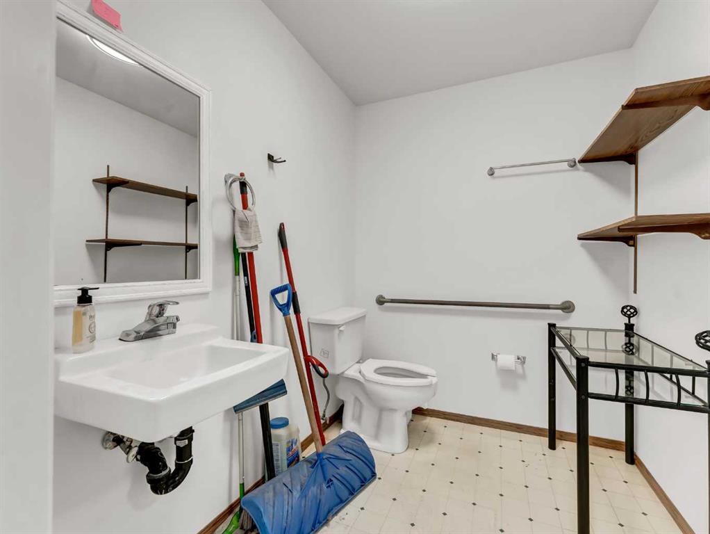#8 3295 Dunmore Road SE