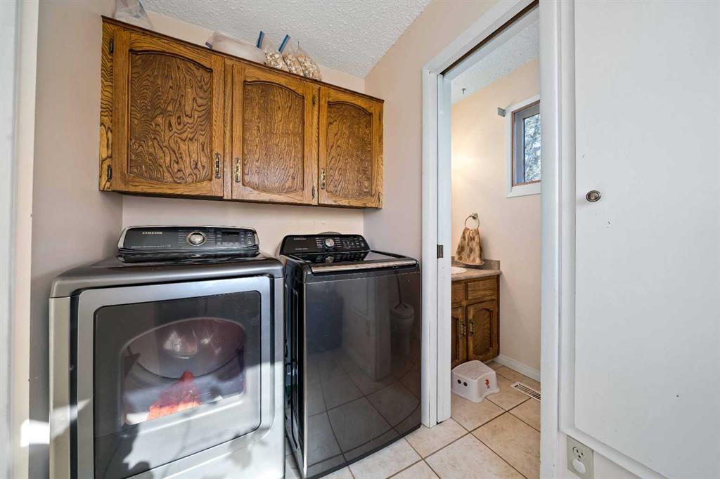 19 Violet Court SE