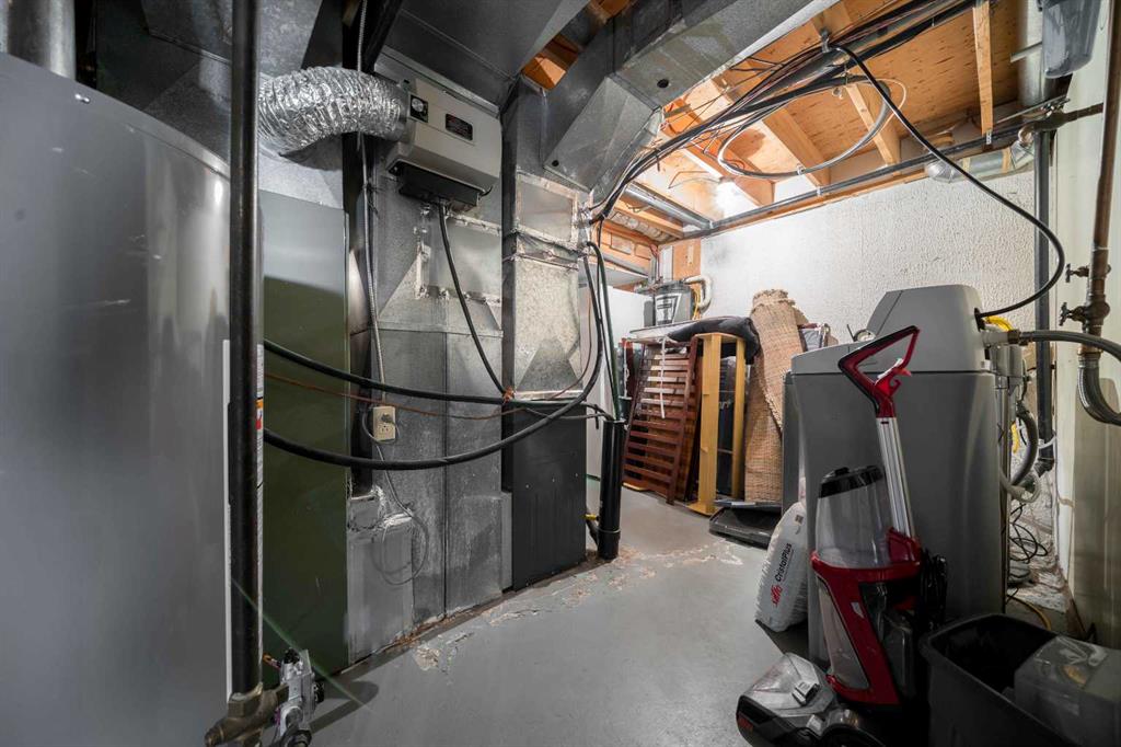 19 Violet Court SE