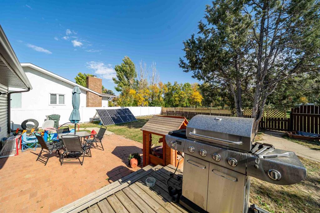 19 Violet Court SE
