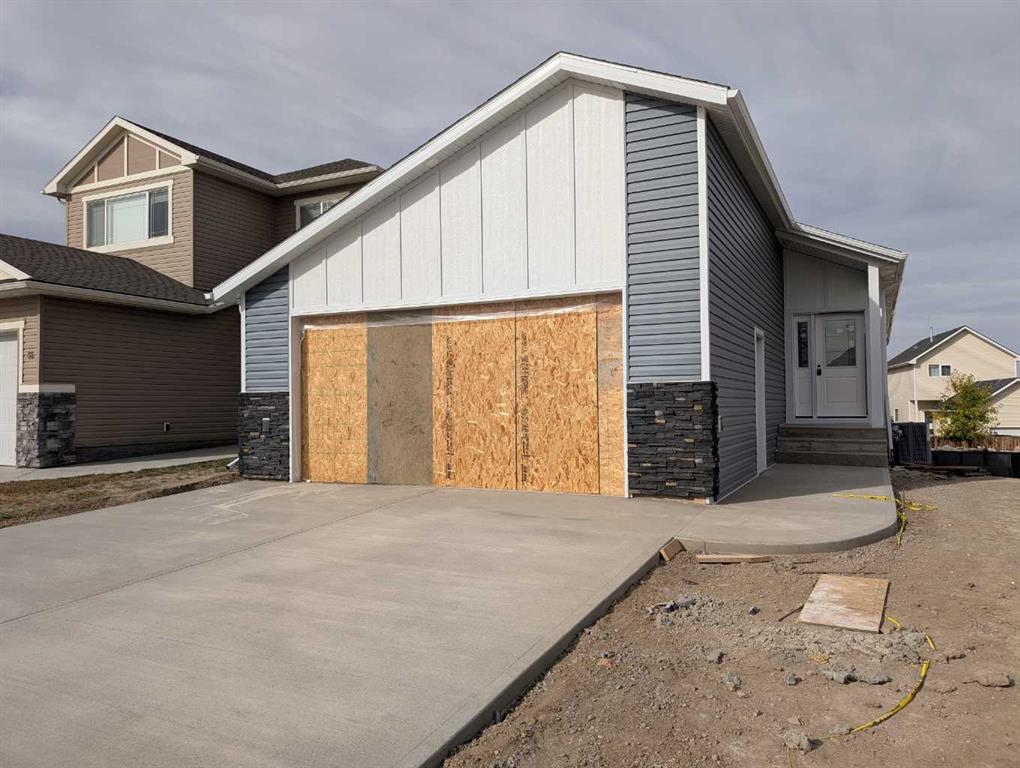 62 Sunwood Crescent SW