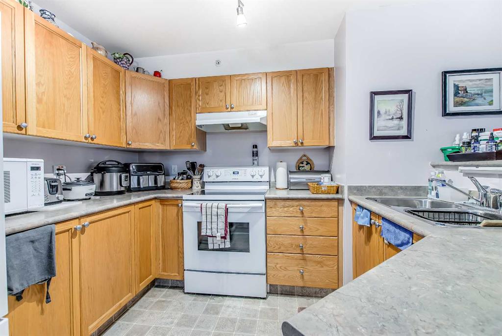 #418 1648 Saamis Drive NW
