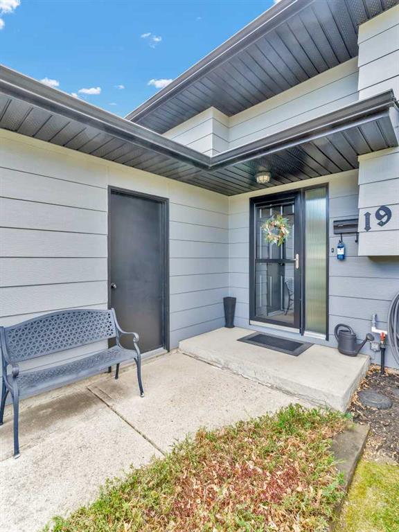 19 Chow Avenue SE