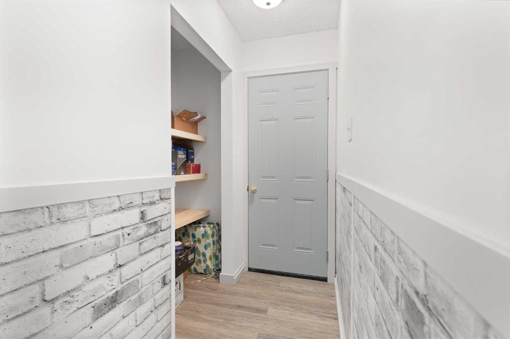 8 Cypress Way SE