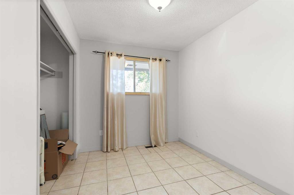 8 Cypress Way SE