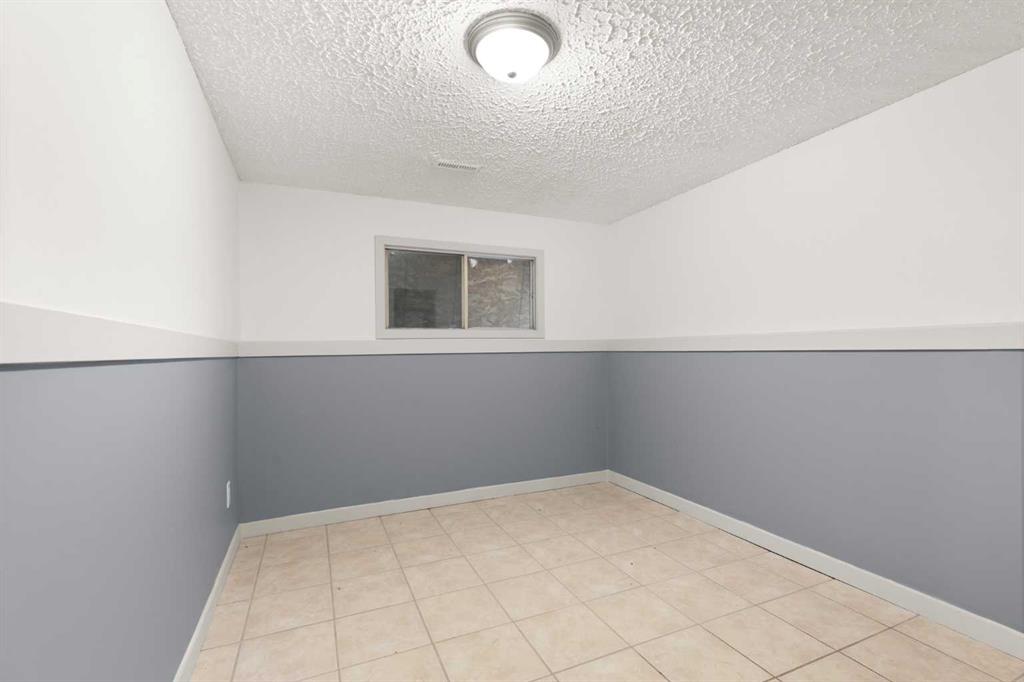 8 Cypress Way SE