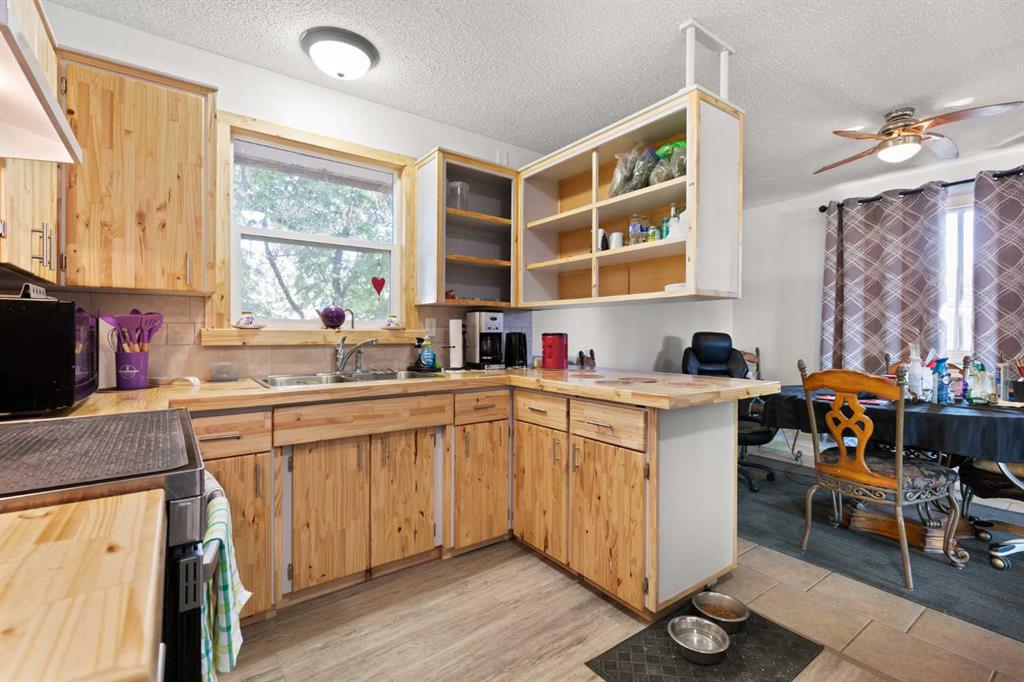 8 Cypress Way SE