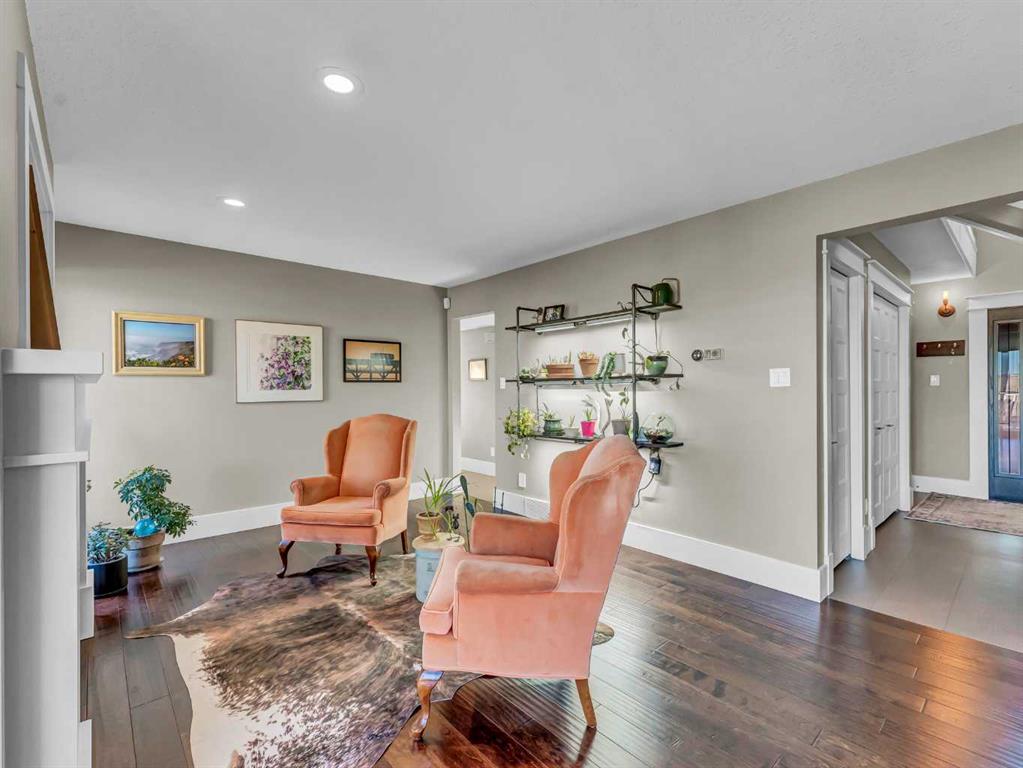 84 East Glen Drive SE