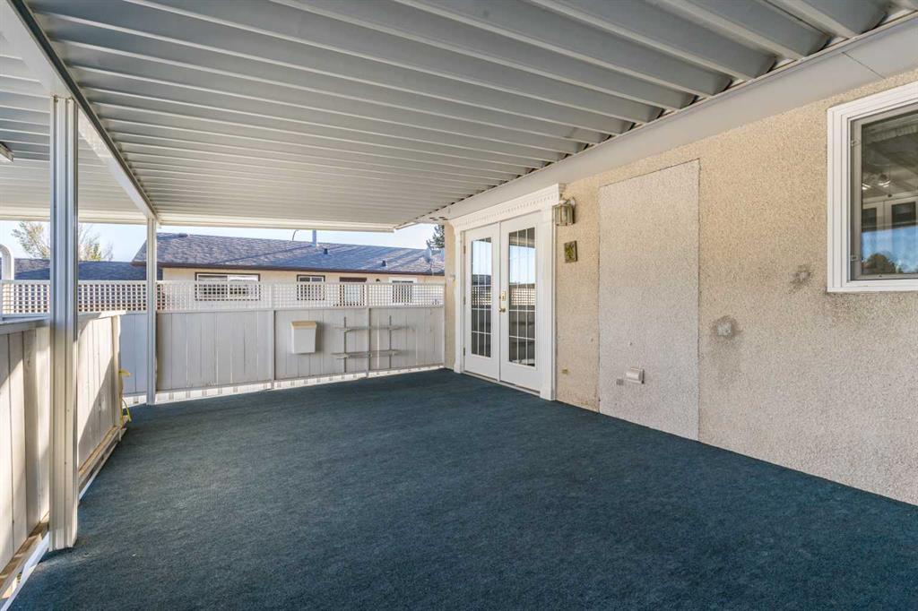 14 Rossdale Way SE