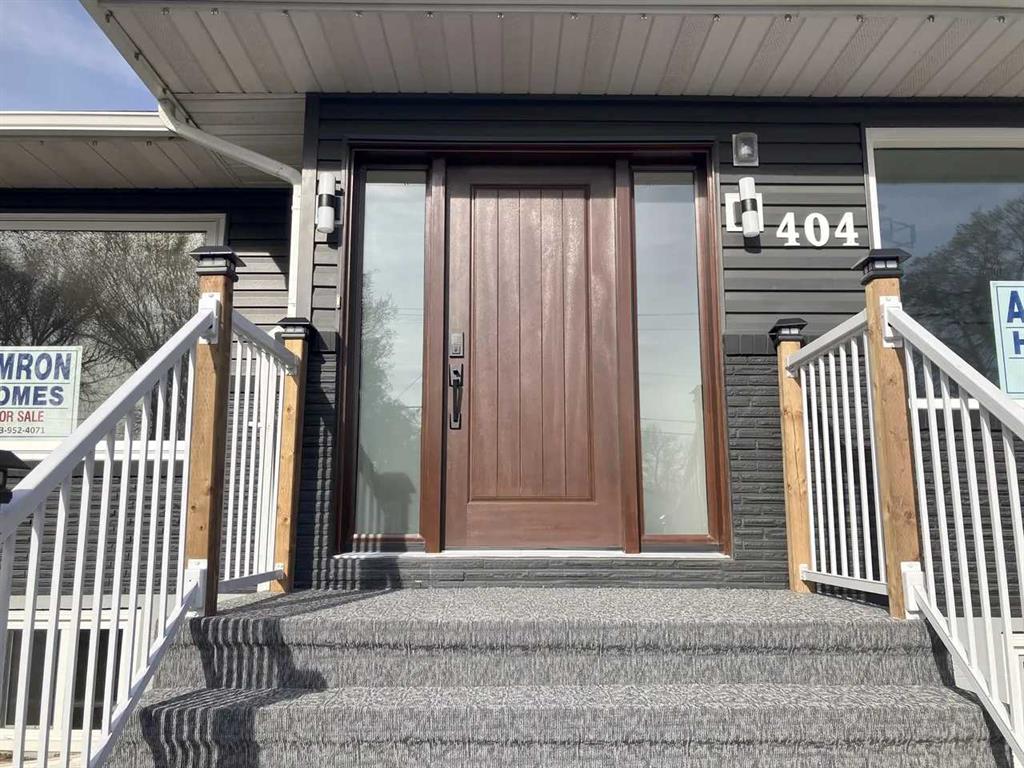 404 8 Street SW, Medicine Hat