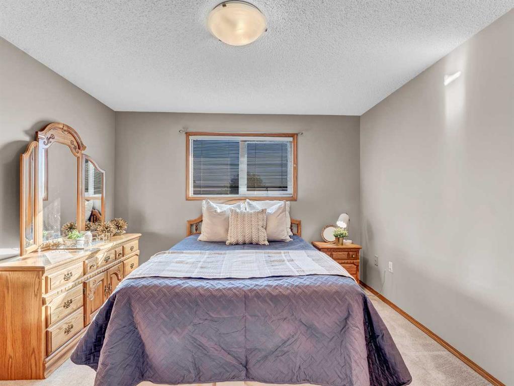 43 Prairie Court NE