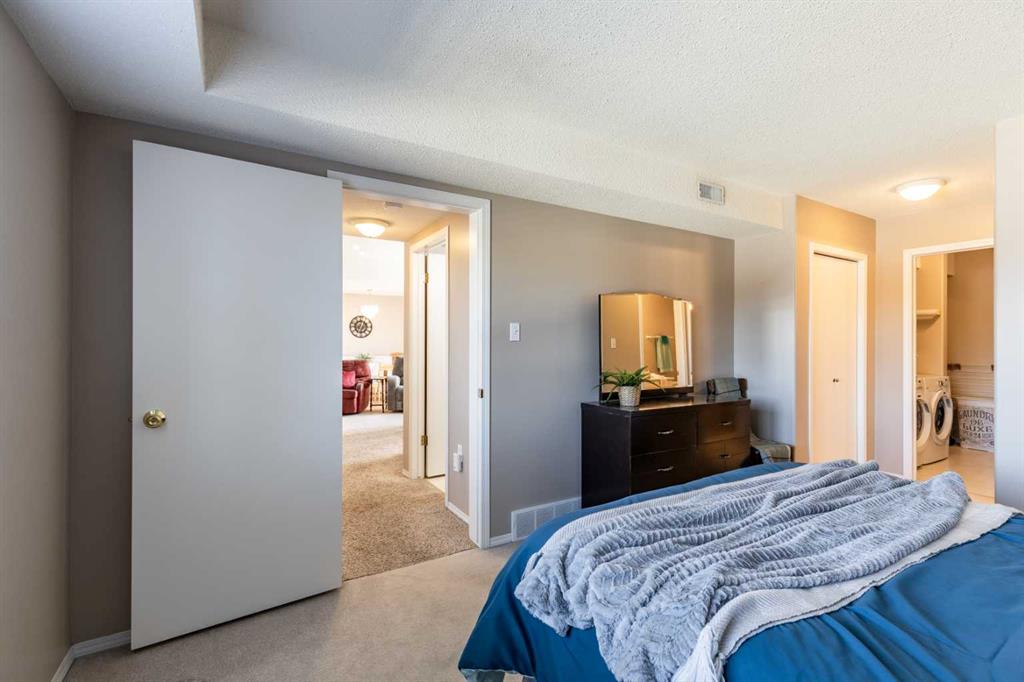 #304 221 Cameron Road SE