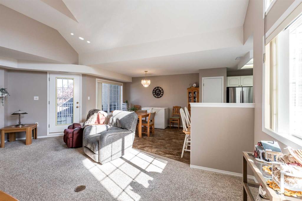 #304 221 Cameron Road SE