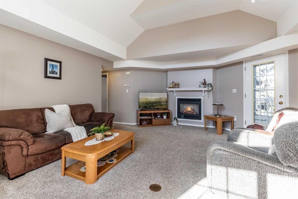 #304 221 Cameron Road SE