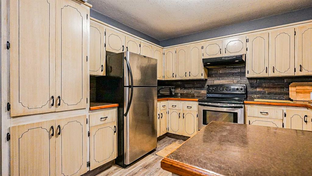 37 Ross Haven Way SE