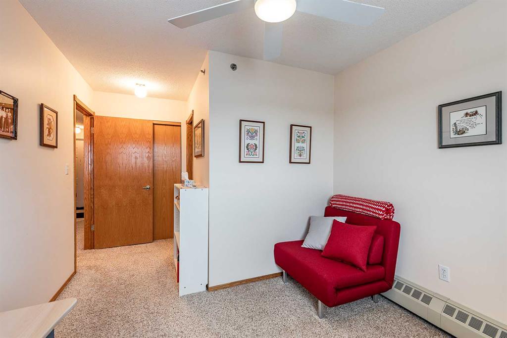 #414 22 Park Meadows Drive SE