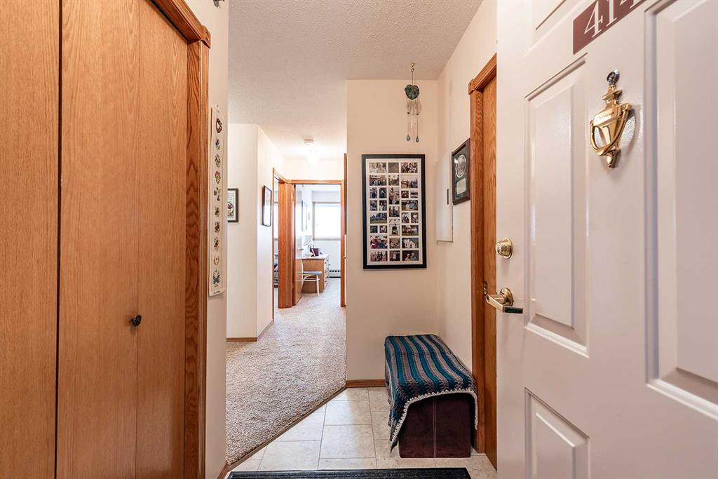 #414 22 Park Meadows Drive SE