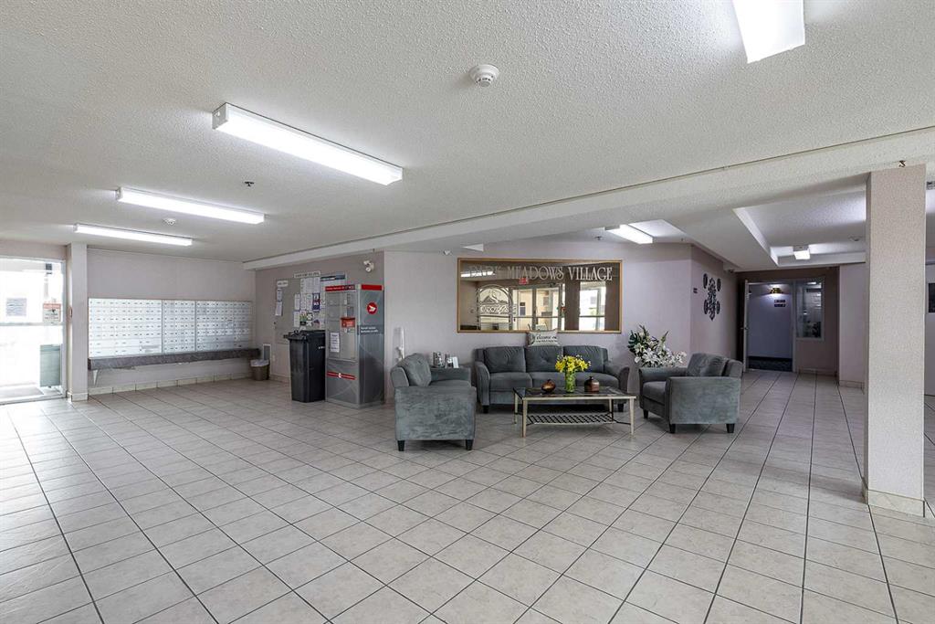 #414 22 Park Meadows Drive SE