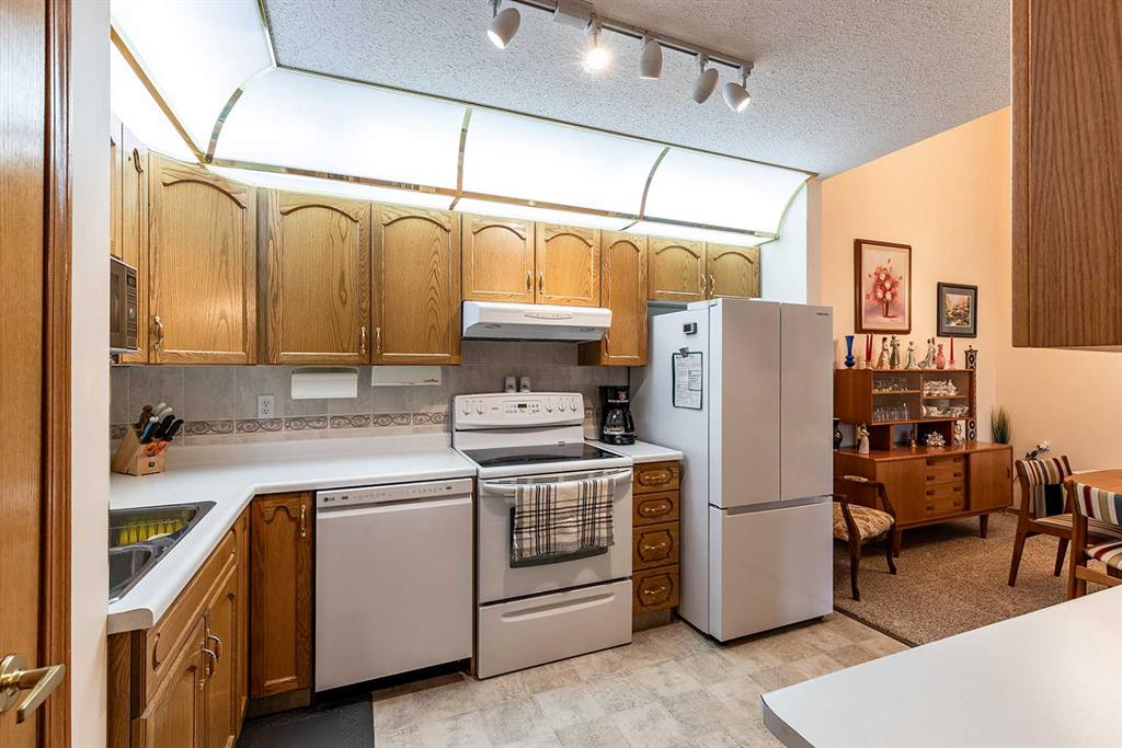 #414 22 Park Meadows Drive SE