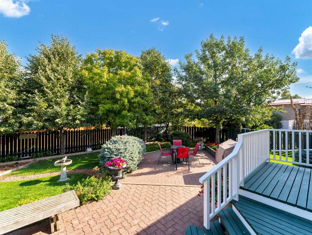 26 Ross Glen Green SE