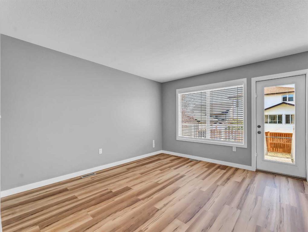 82 Saamis Meadows Lane SW