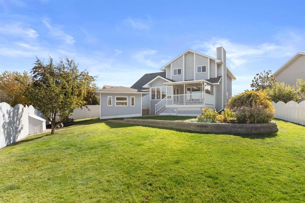 12 Redwood Way SE