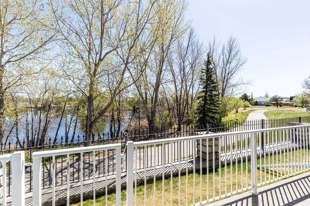 59 Northlands Way NE