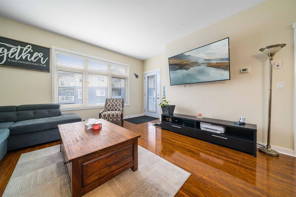 #401 19 Terrace View NE