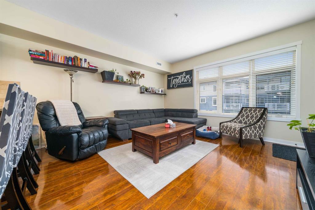 #401 19 Terrace View NE
