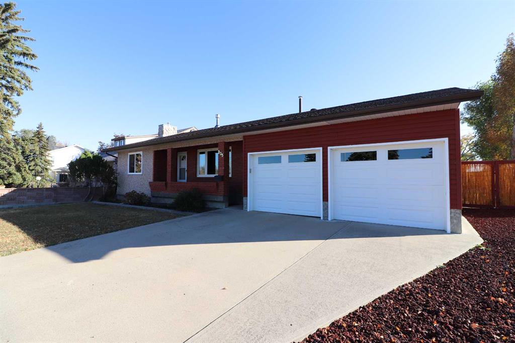 235 5 Street SE, Redcliff
