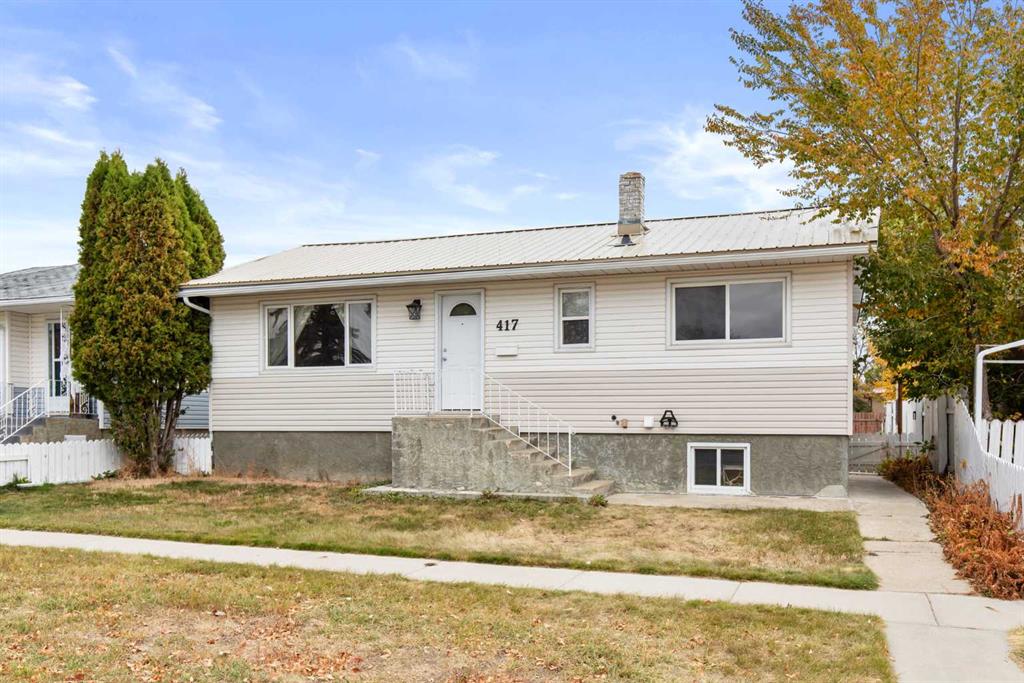 417 2 Street SE