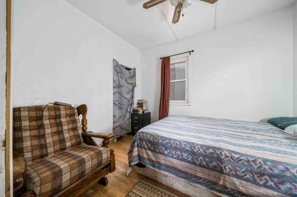 619 Industrial Avenue SE