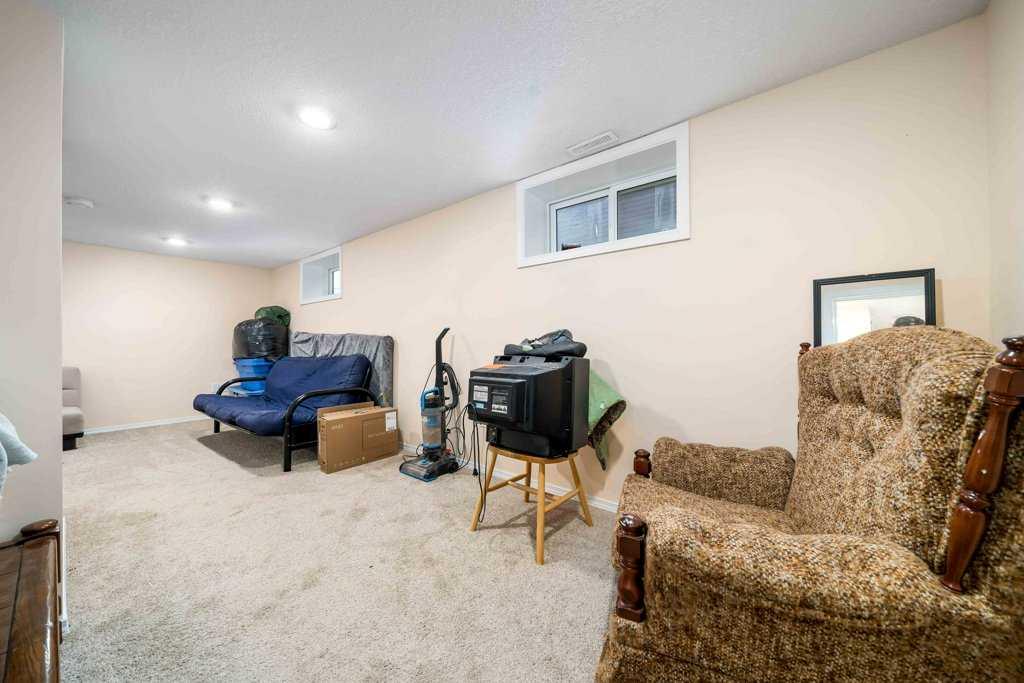 619 Industrial Avenue SE