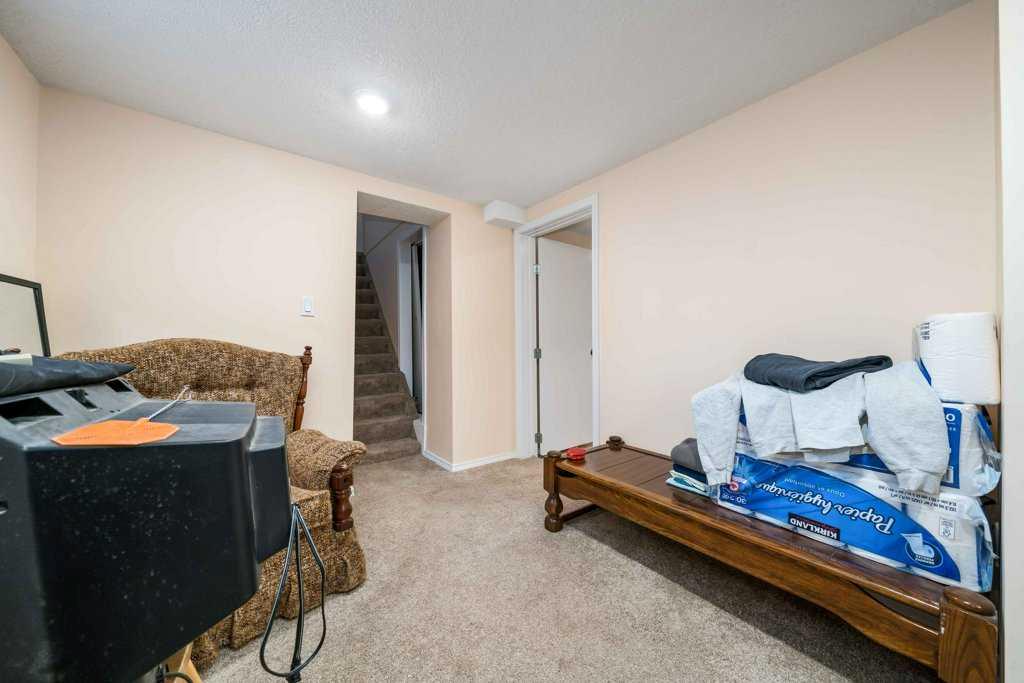 619 Industrial Avenue SE