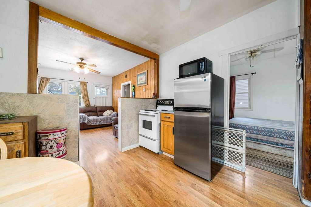 619 Industrial Avenue SE