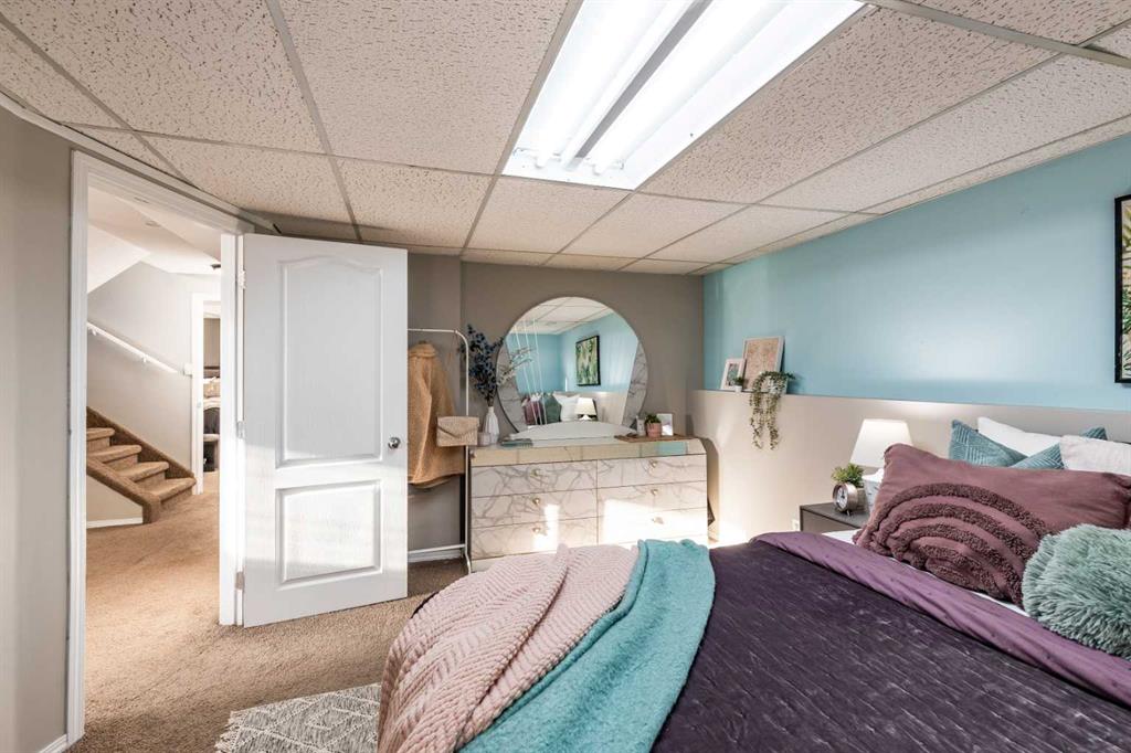 516 Sissons Crescent SE