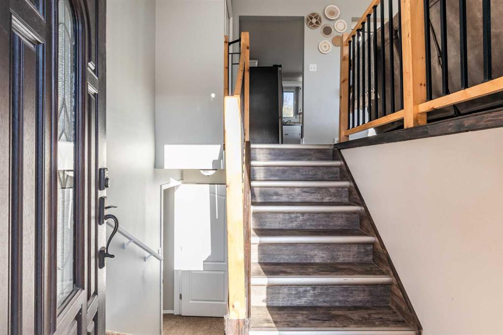 516 Sissons Crescent SE