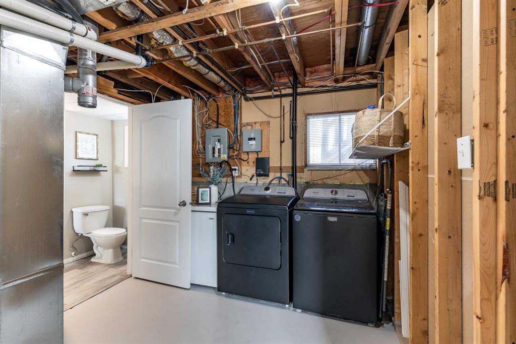 516 Sissons Crescent SE