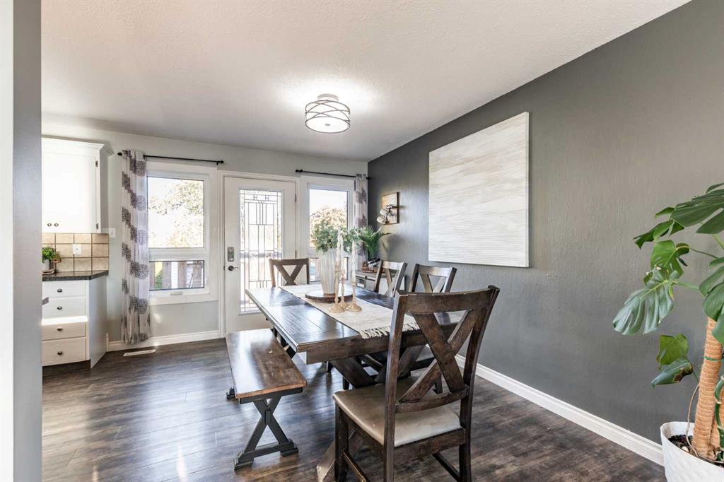 516 Sissons Crescent SE