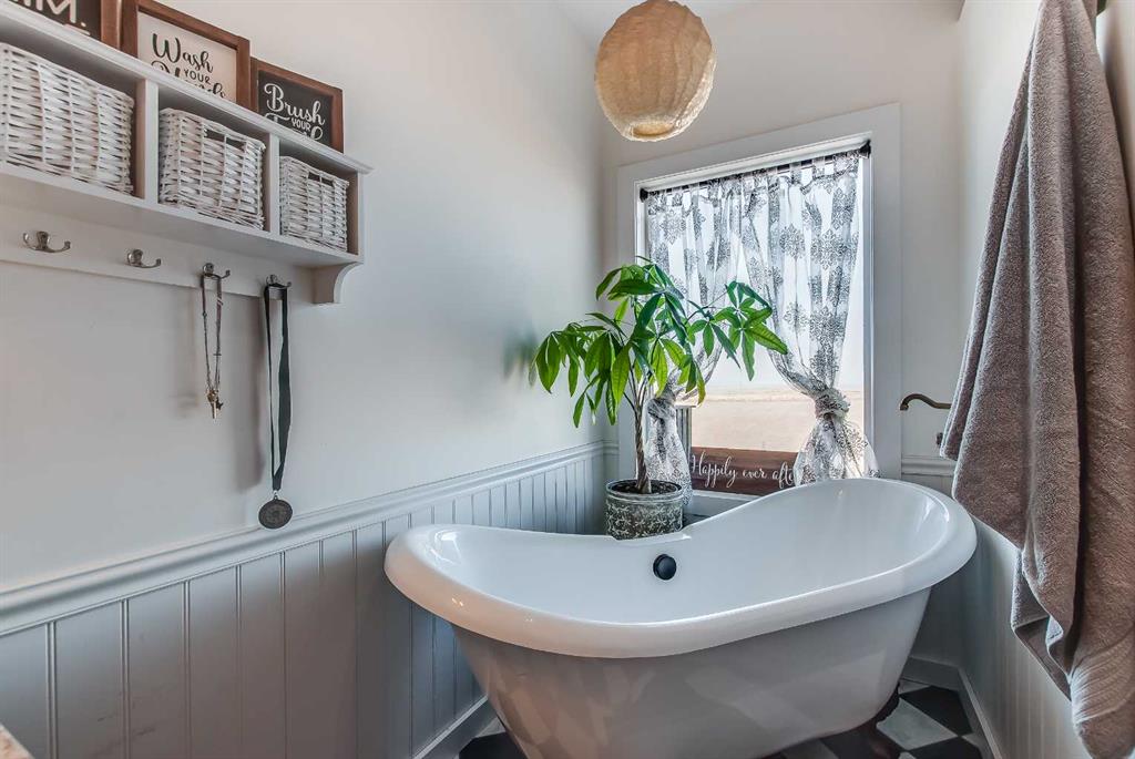 7316 Township Road 144  