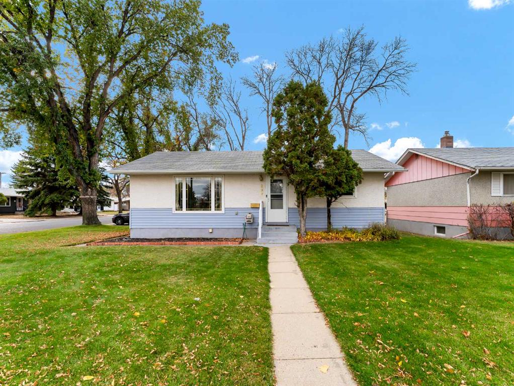 699 14 Street NE, Medicine Hat