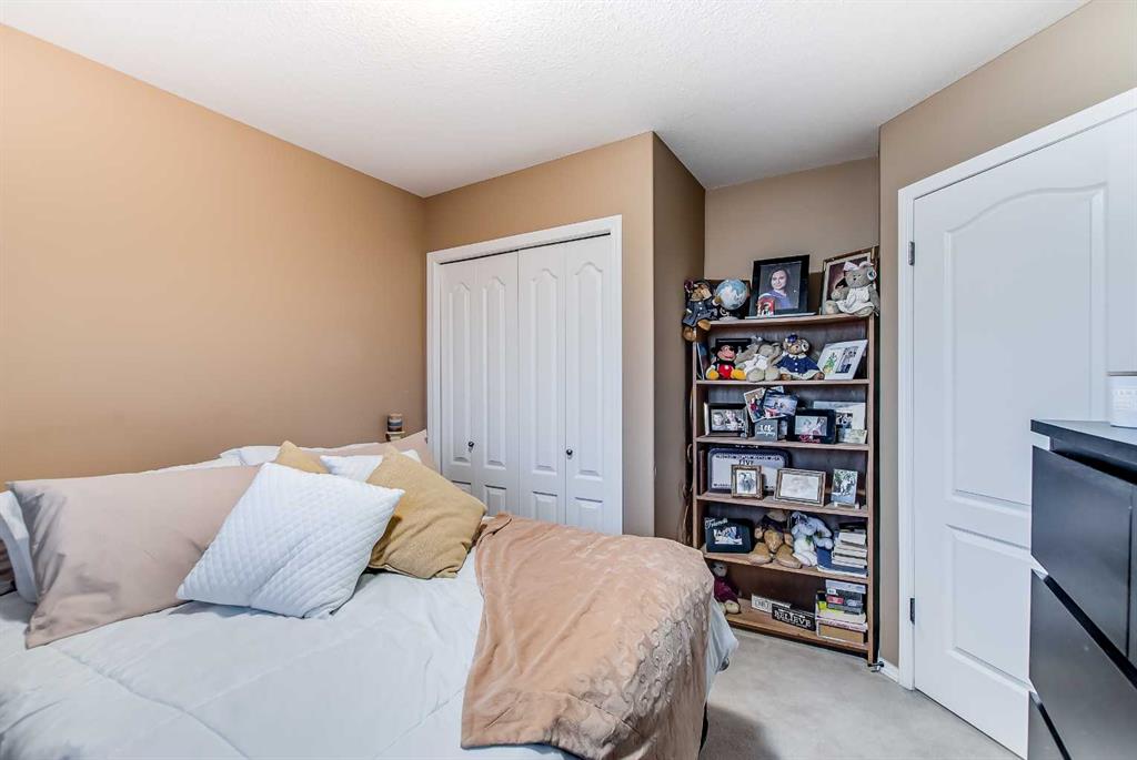 208 Northlands Pointe NE