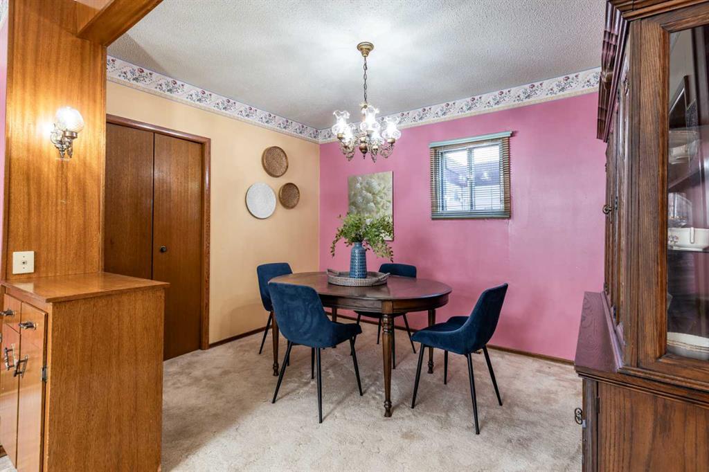 1070 Queen Street SE