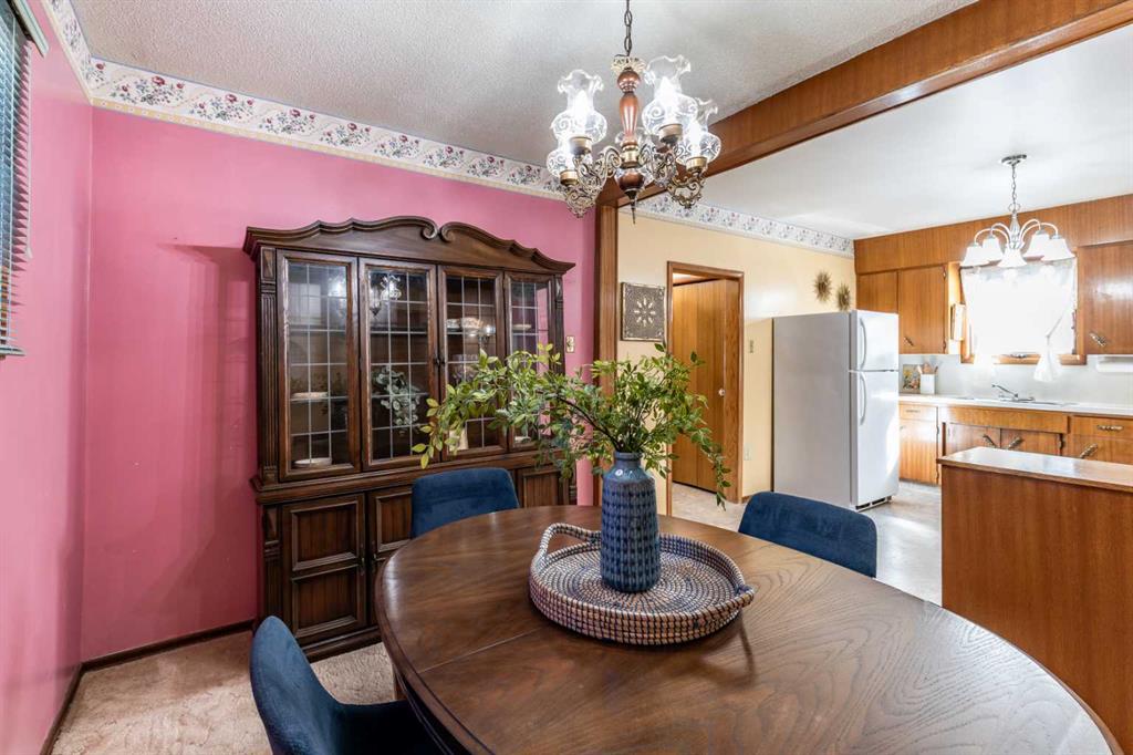 1070 Queen Street SE