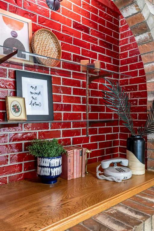 1070 Queen Street SE