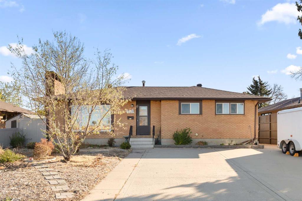 751 Mccutcheon Drive NW