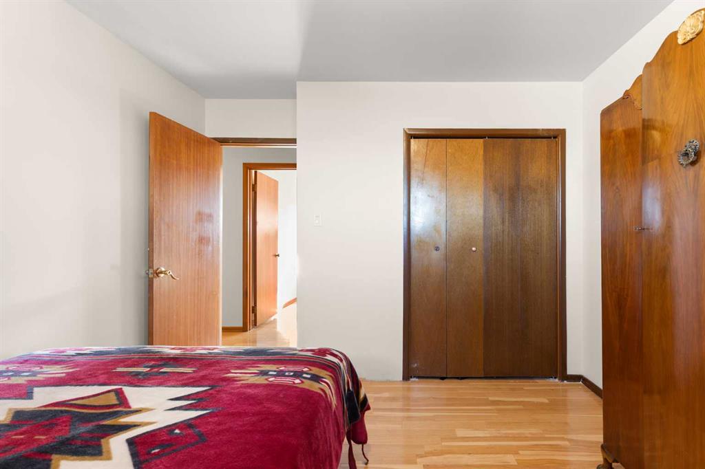 751 Mccutcheon Drive NW