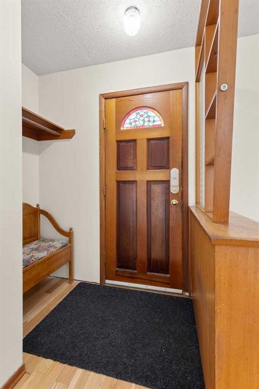 751 Mccutcheon Drive NW